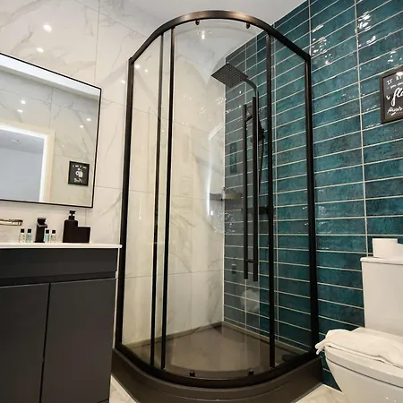 Compact & Convenient 1 Bed In