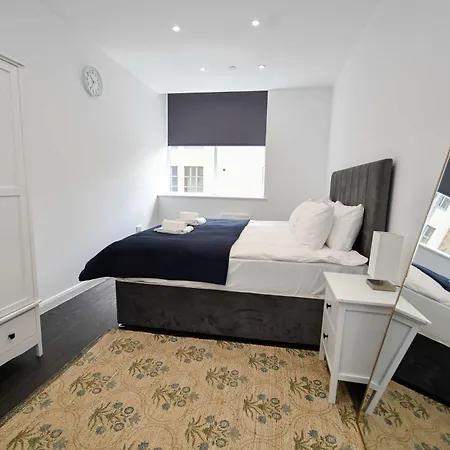 Apartament Compact & Convenient 1 Bed In